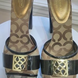 Coach heels 9.5B